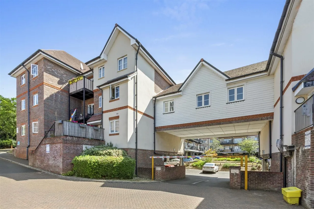 Freer Crescent, High Wycombe, HP13, photo 11