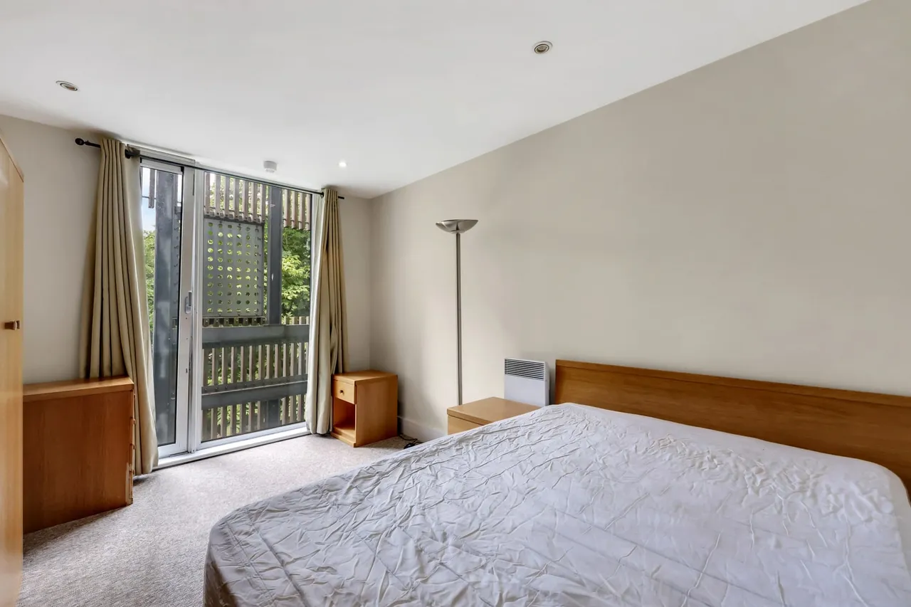 Flat 10, 2 Grosvenor Court, Wharf Lane, London, E14 7HW, photo 12