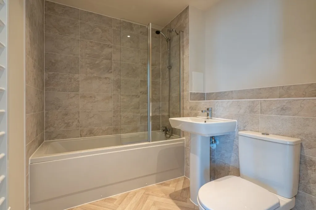 Henley Approach, Northfleet, DA11, photo 22