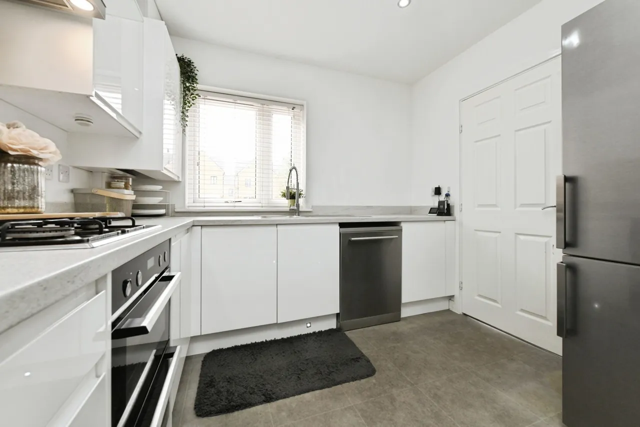 Montague Street, Rainham, RM13, photo 10