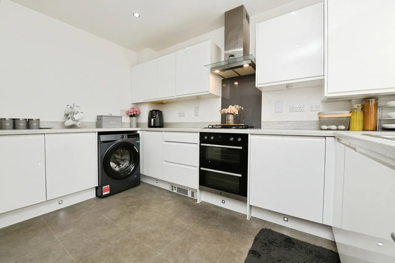 Montague Street, Rainham, RM13, photo 4