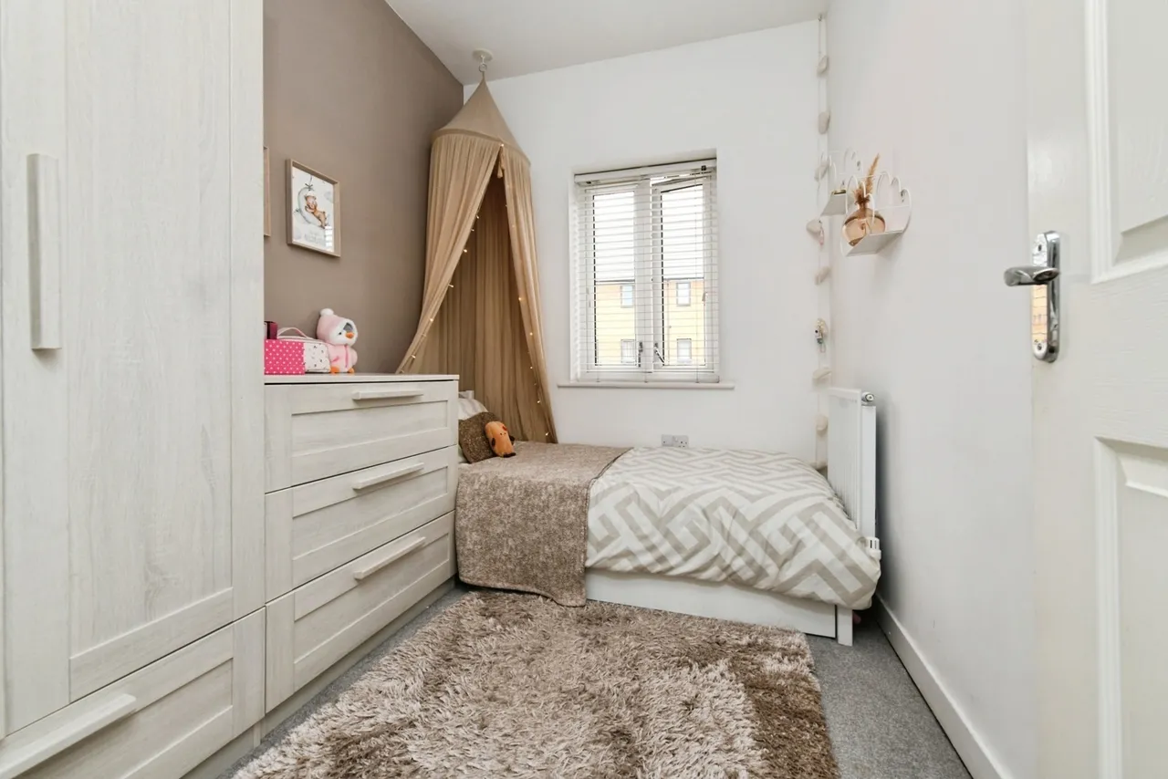 Montague Street, Rainham, RM13, photo 11