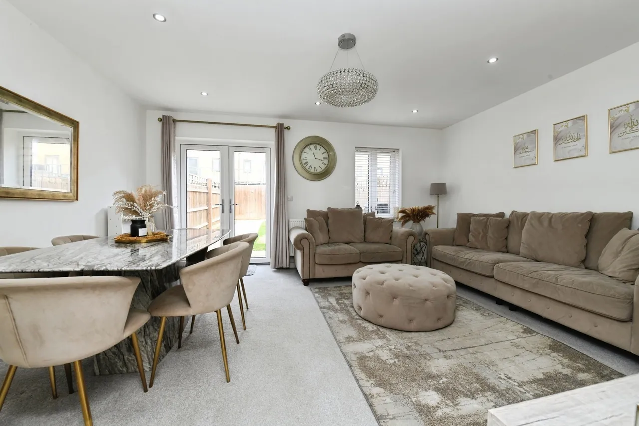 Montague Street, Rainham, RM13, photo 9