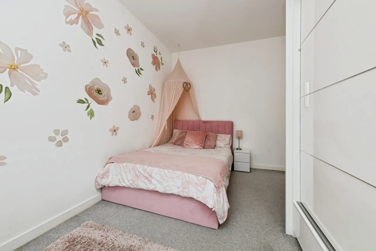 Montague Street, Rainham, RM13, photo 17