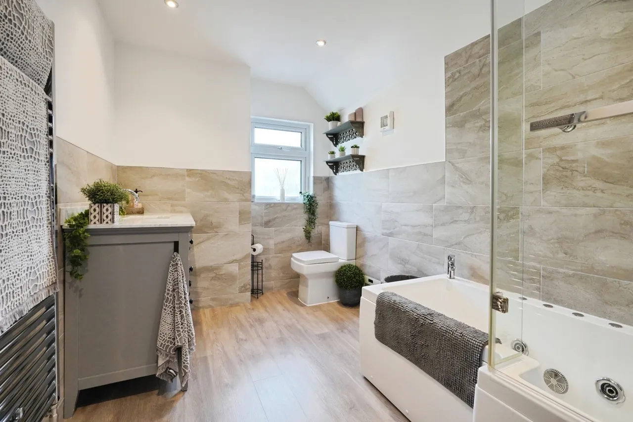 Moira Road, Donisthorpe, DE12, photo 14