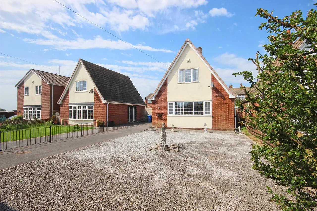 2 bed house for sale, Ash Grove, Aldbrough