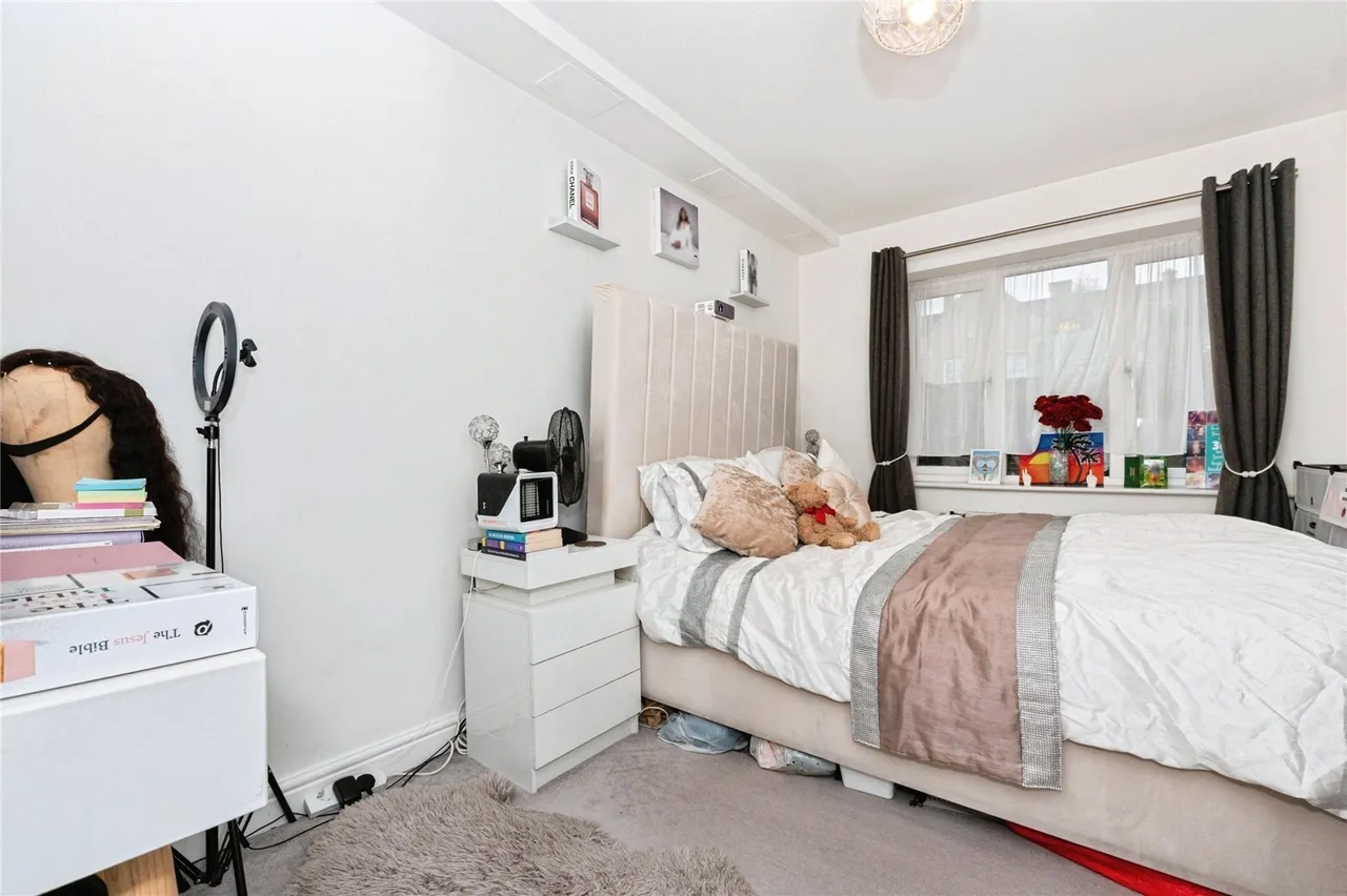 Chapel Drive, Dartford, DA2, photo 5