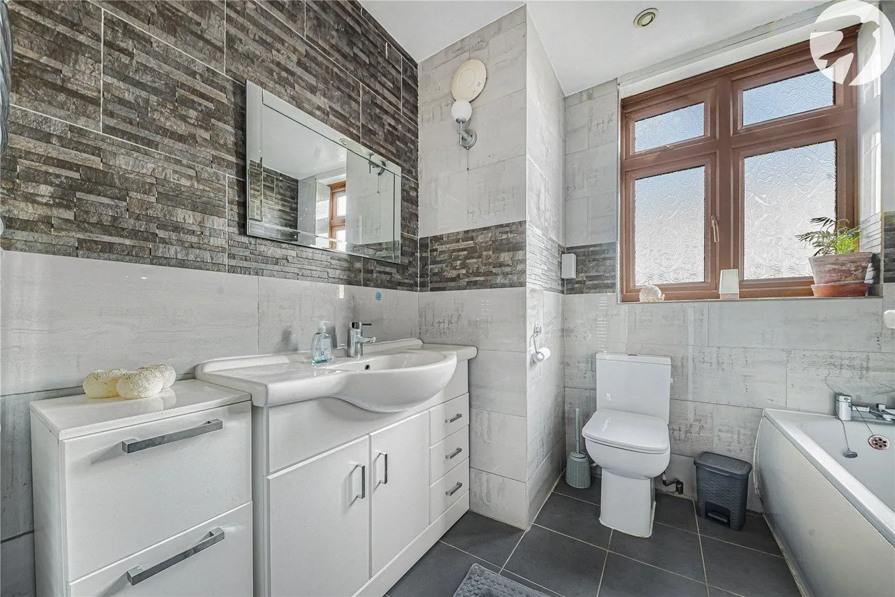 Bellingham Road, London, SE6, photo 21