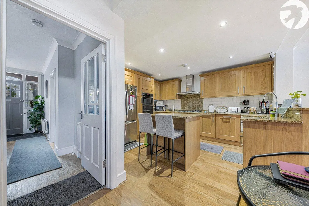 Bellingham Road, London, SE6, photo 3