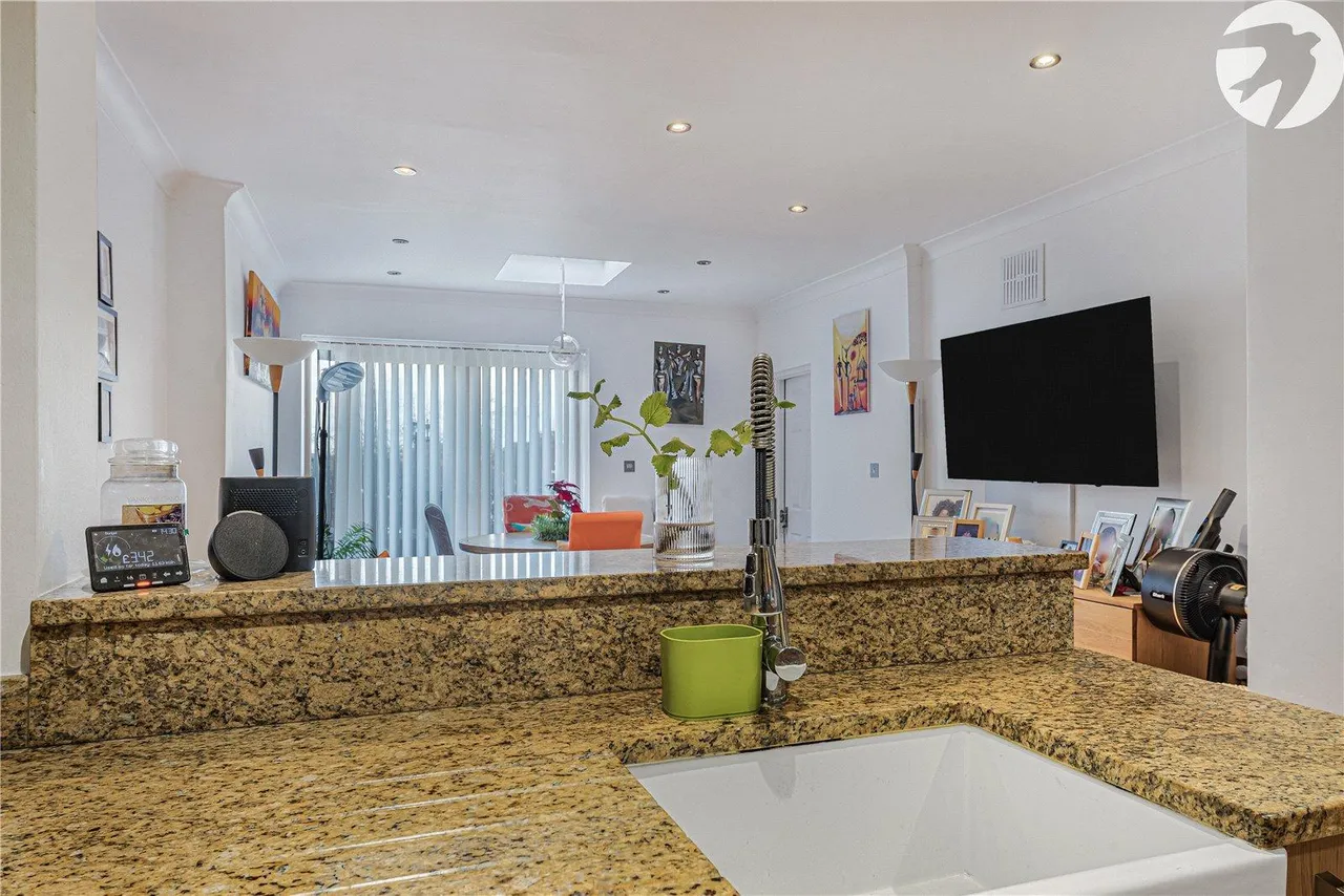 Bellingham Road, London, SE6, photo 10