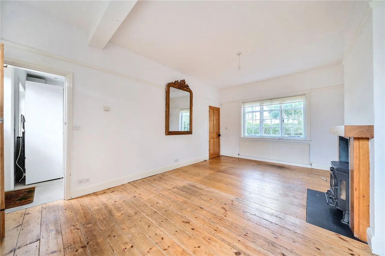 Fowlers Walk, Ealing, W5, photo 2