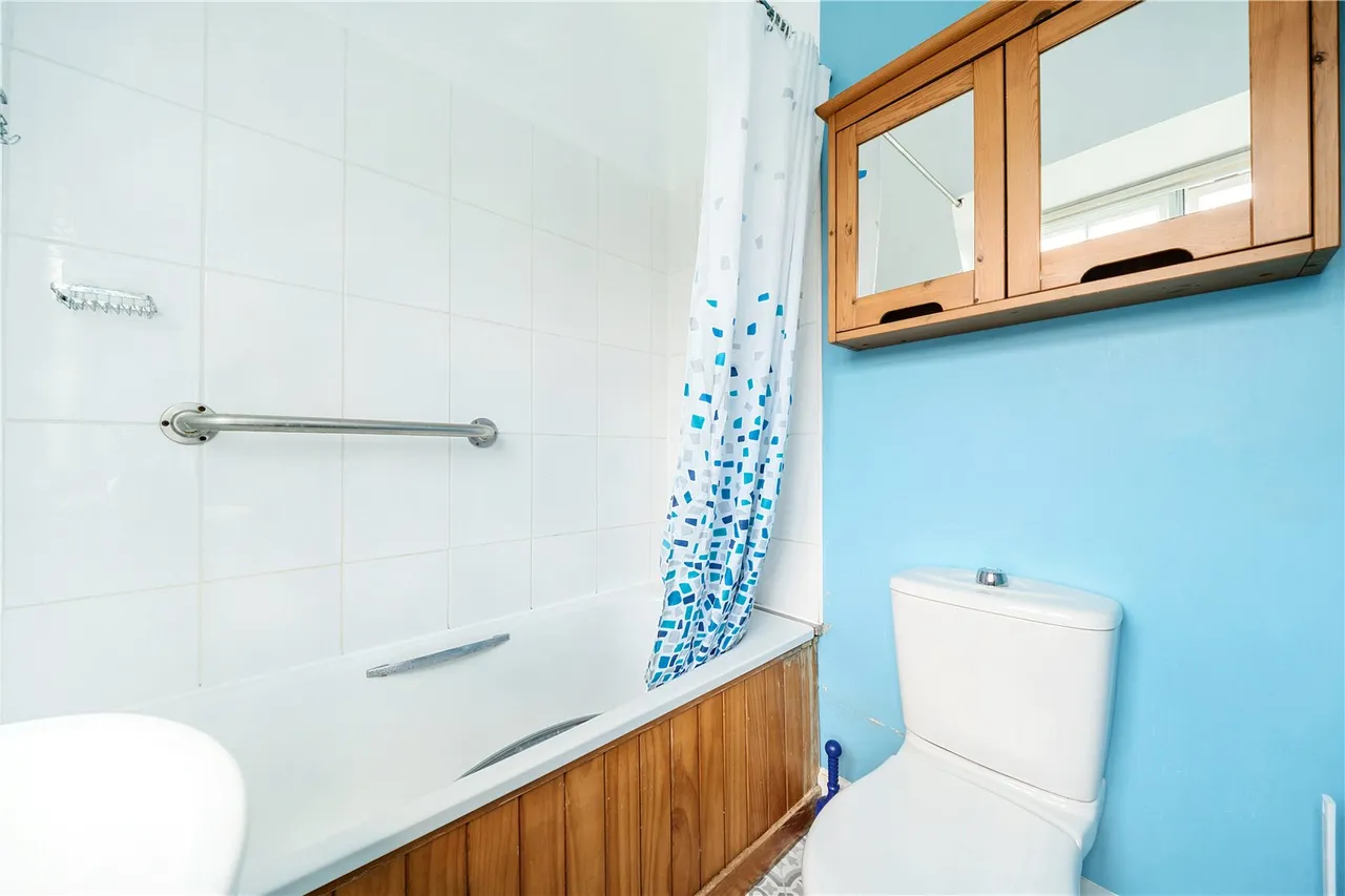 Fowlers Walk, Ealing, W5, photo 16