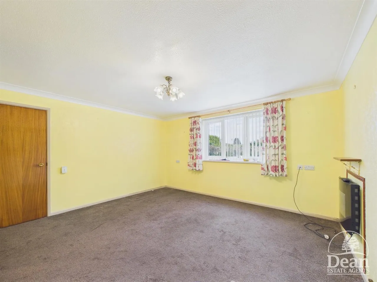 Hawthorn Court, Kimberley Drive, Lydney, photo 3