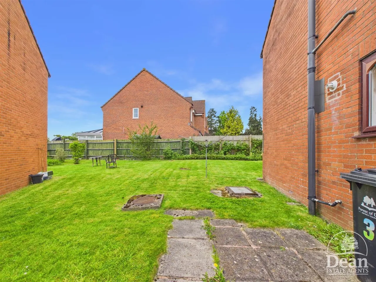 Hawthorn Court, Kimberley Drive, Lydney, photo 7