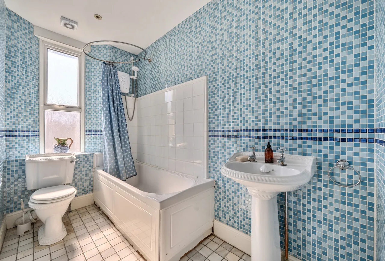Gloucester Road, Horfield, BS7 8TX, photo 14
