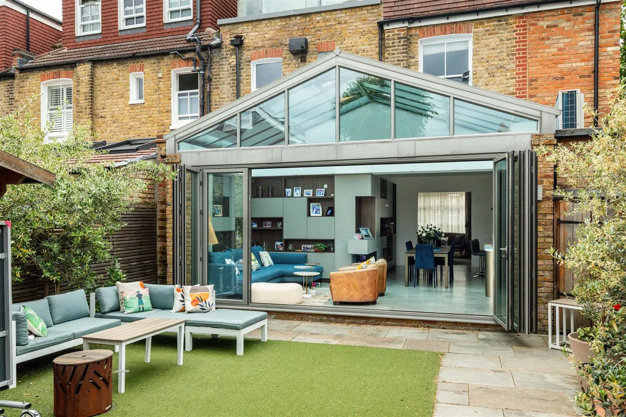 Kingscote Road, London, W4, photo 7