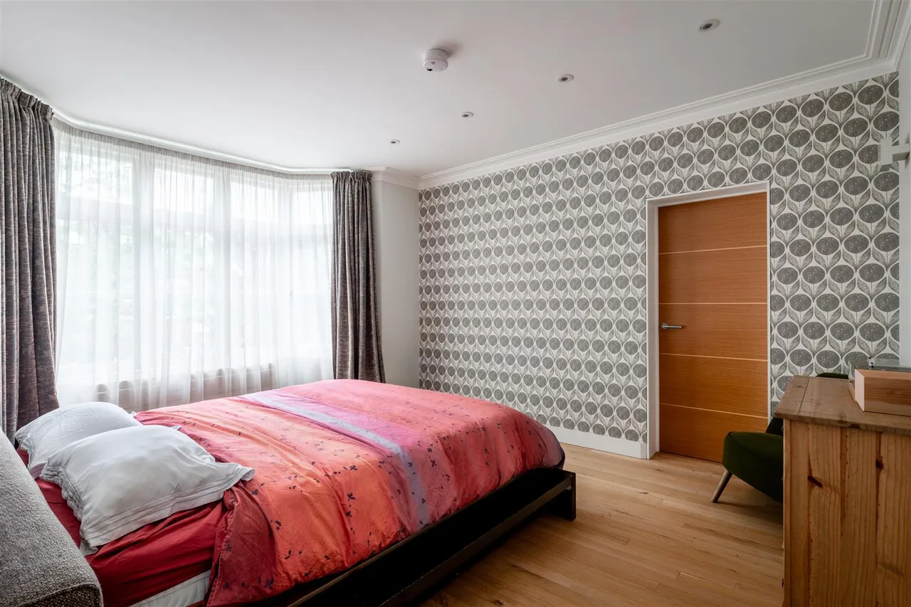 Kingscote Road, London, W4, photo 9