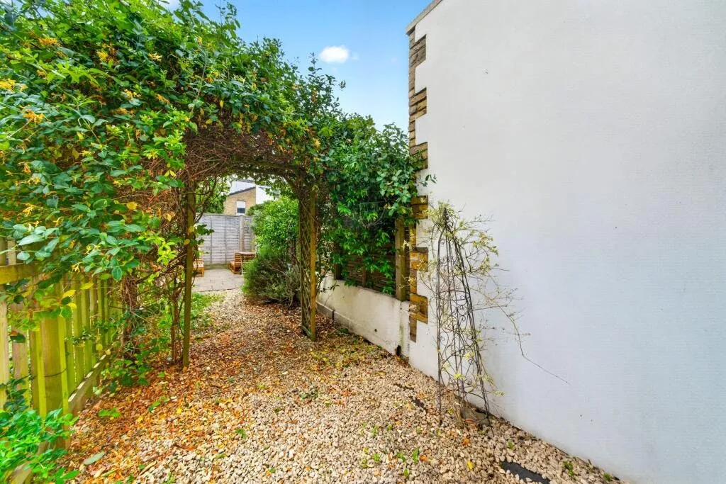 Sellincourt Road, Tooting, SW17, photo 5