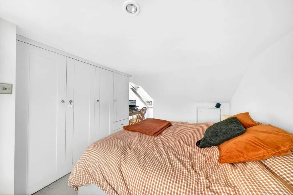 Sellincourt Road, Tooting, SW17, photo 12