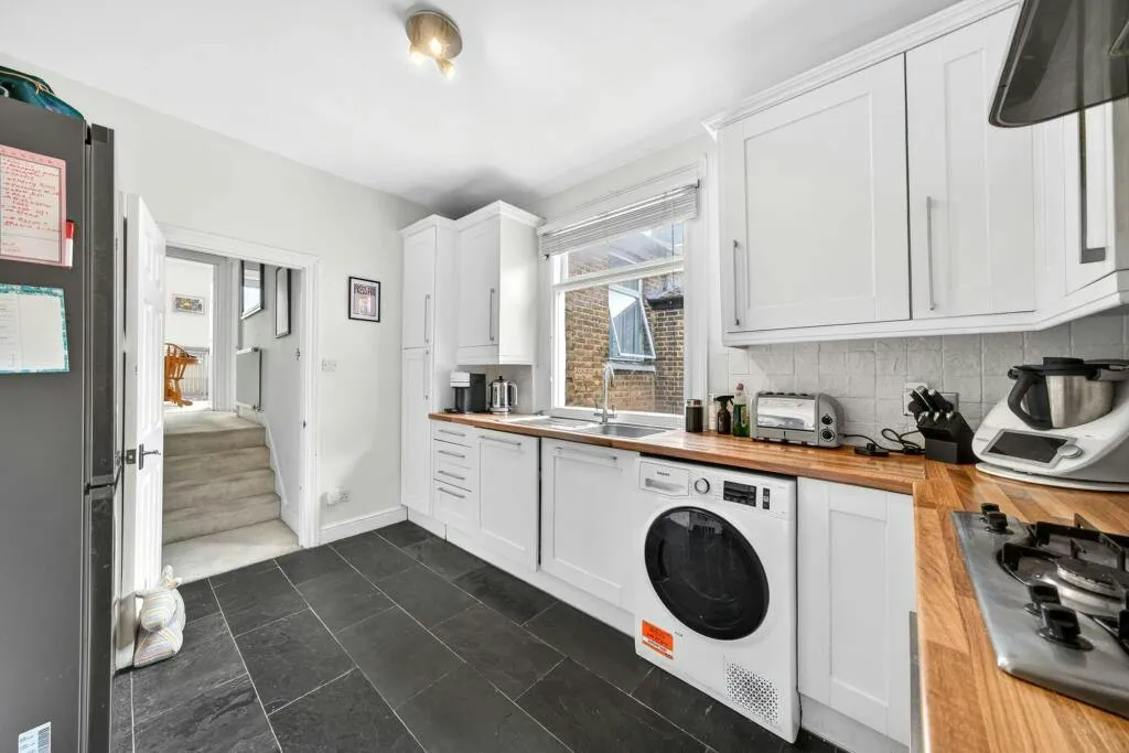 Sellincourt Road, Tooting, SW17, photo 10