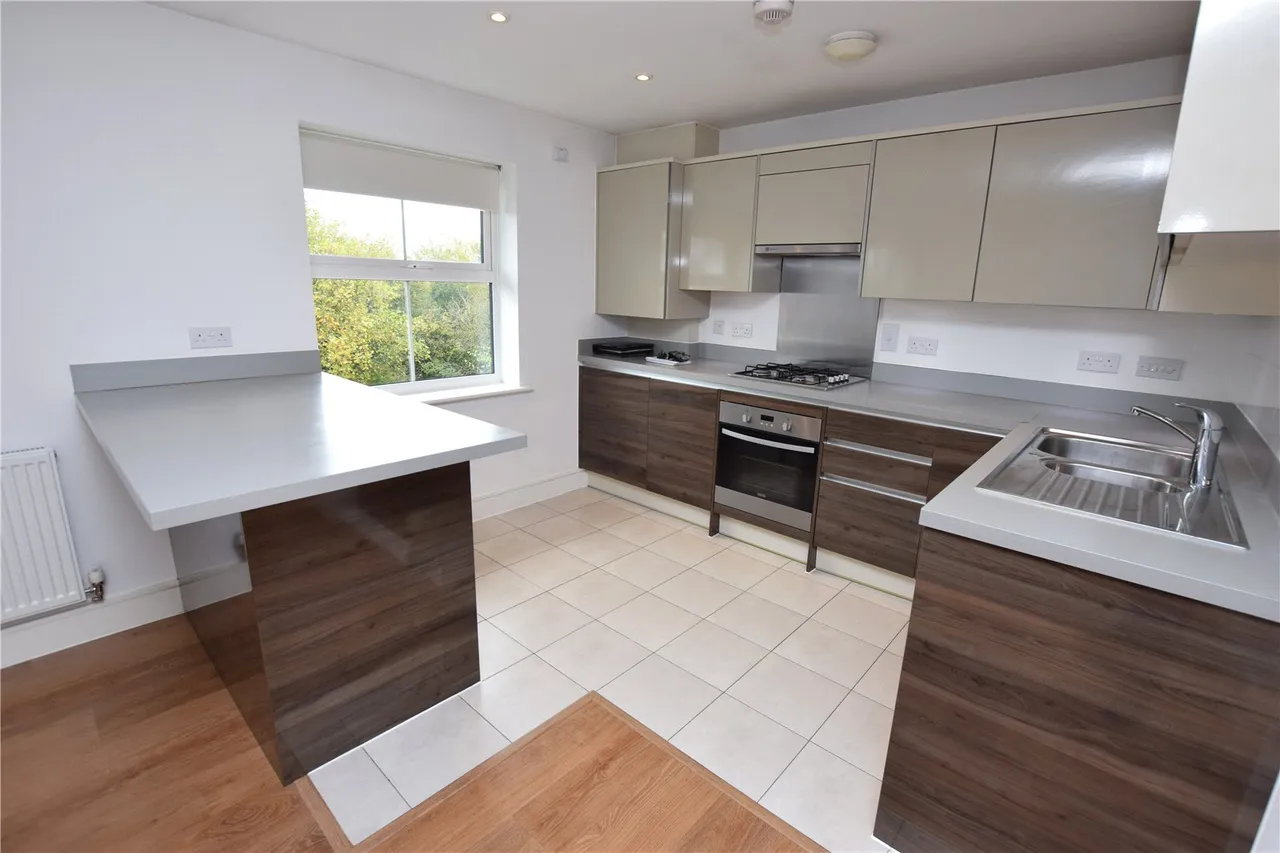 Kenley Place, Farnborough, Hampshire, GU14 6FX, photo 11