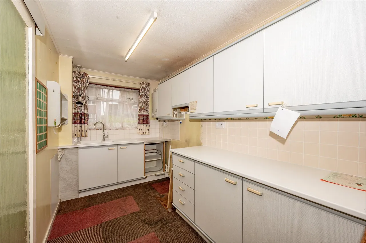 Insetton Close, Winyates West, Redditch, Worcestershire, B98 0JJ, photo 2