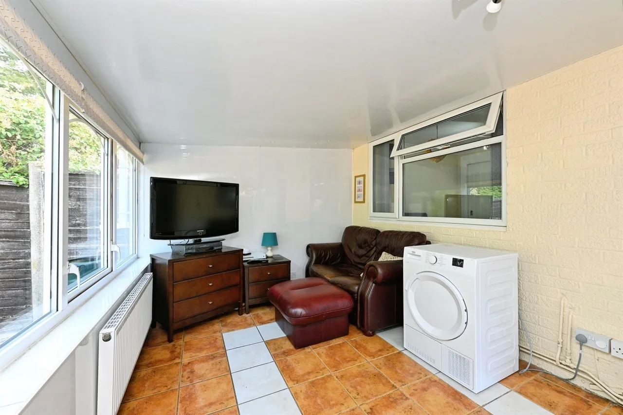 Hadley Crescent, Heacham, King's Lynn, photo 10