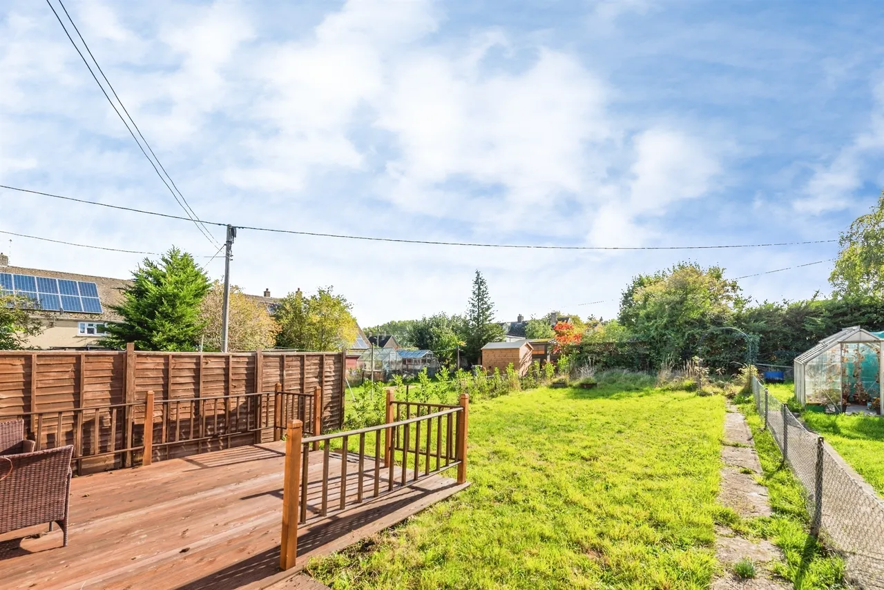Foxwood Close, Aston, OX18, photo 9