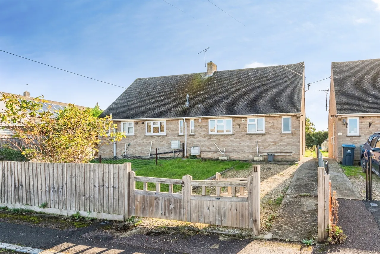 1 bed house for sale, Foxwood Close, Aston, OX18