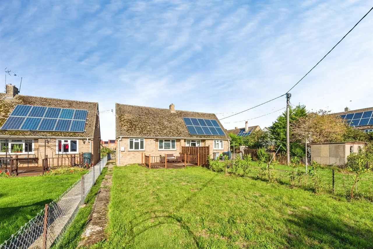 Foxwood Close, Aston, OX18, photo 8