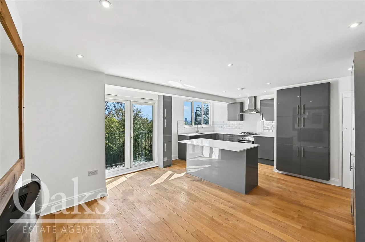 4 bed house to rent, Ross Road, South Norwood, SE25