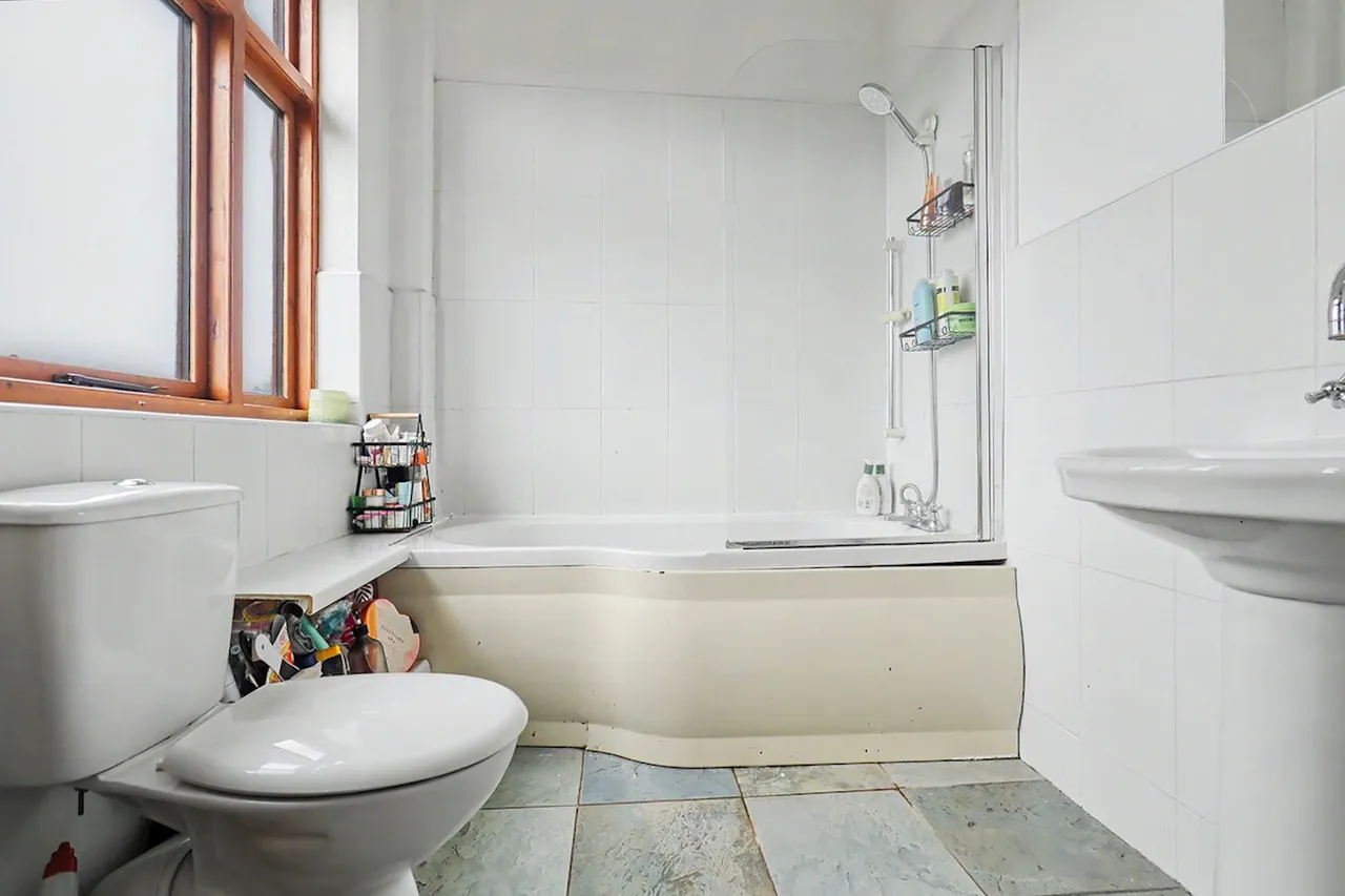 James Street, Blaby, LE8, photo 9
