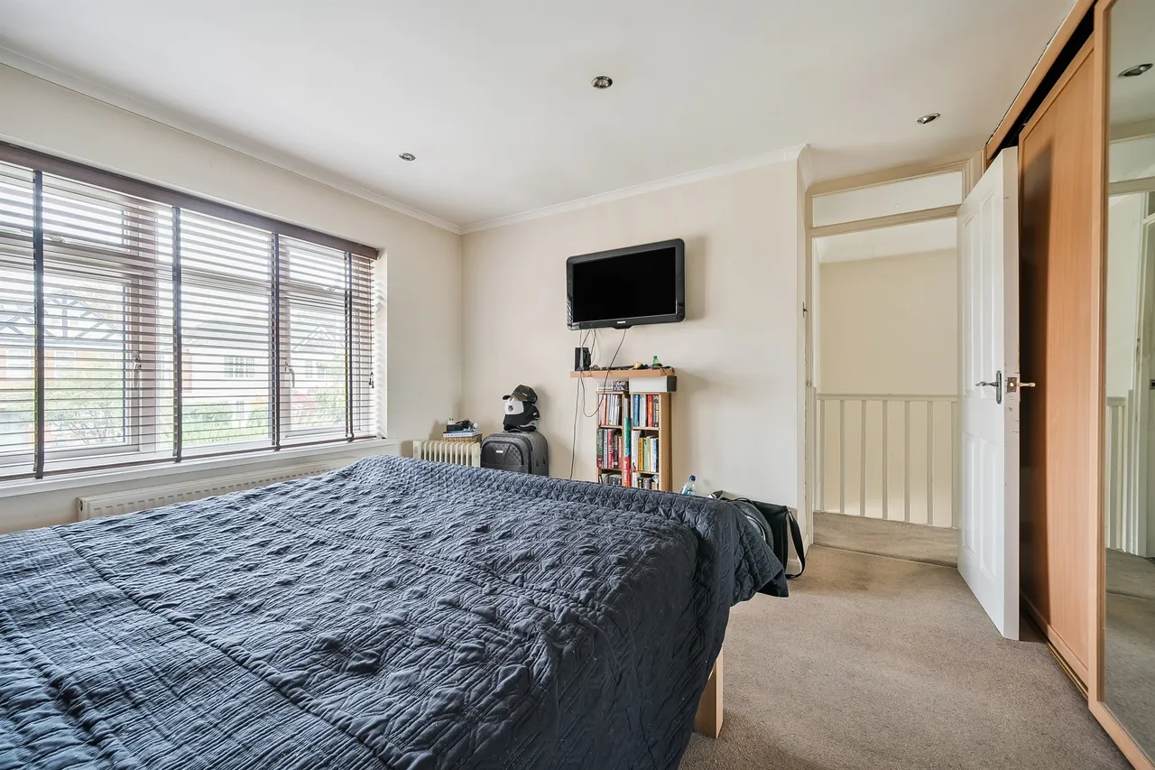 Uplands Park Road, Enfield, EN2, photo 8
