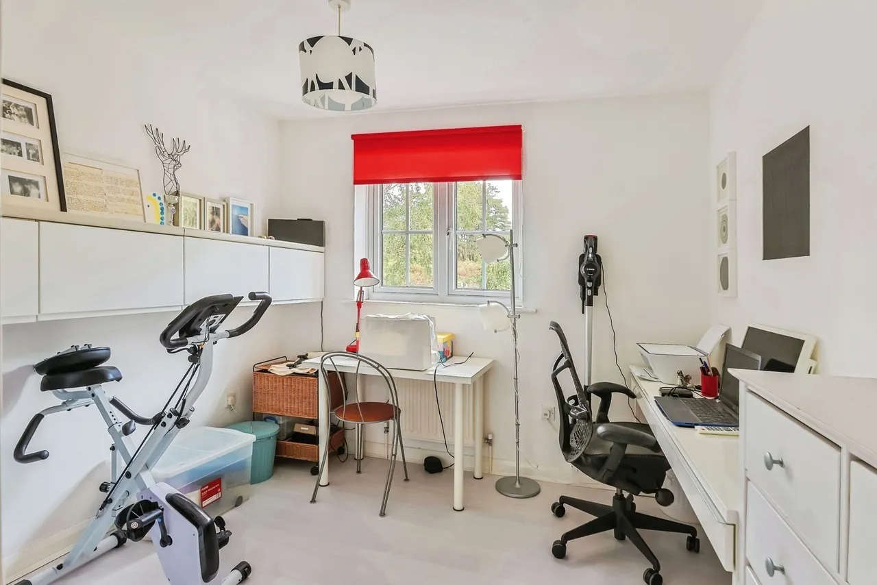 Pilsdon Drive, Canford Heath, BH17, photo 17
