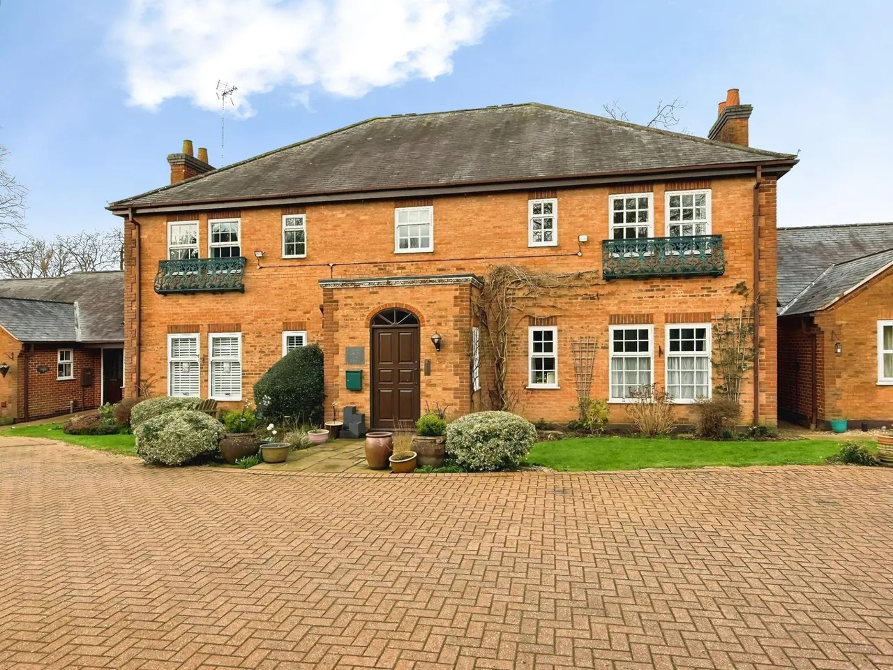 2 bed flat for sale, Grange Lane, Thurnby, LE7