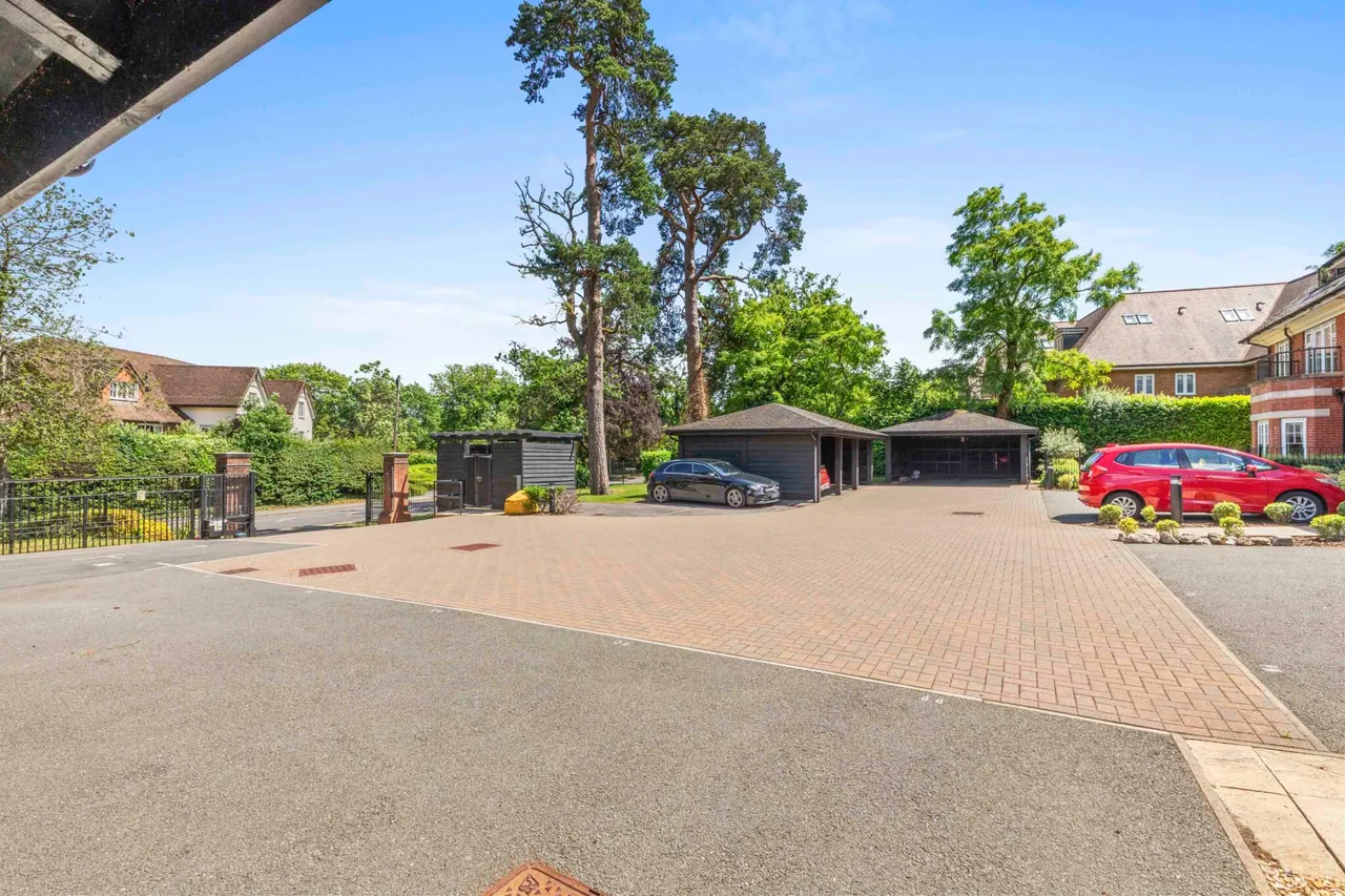 Station Road, Beaconsfield, HP9, photo 12