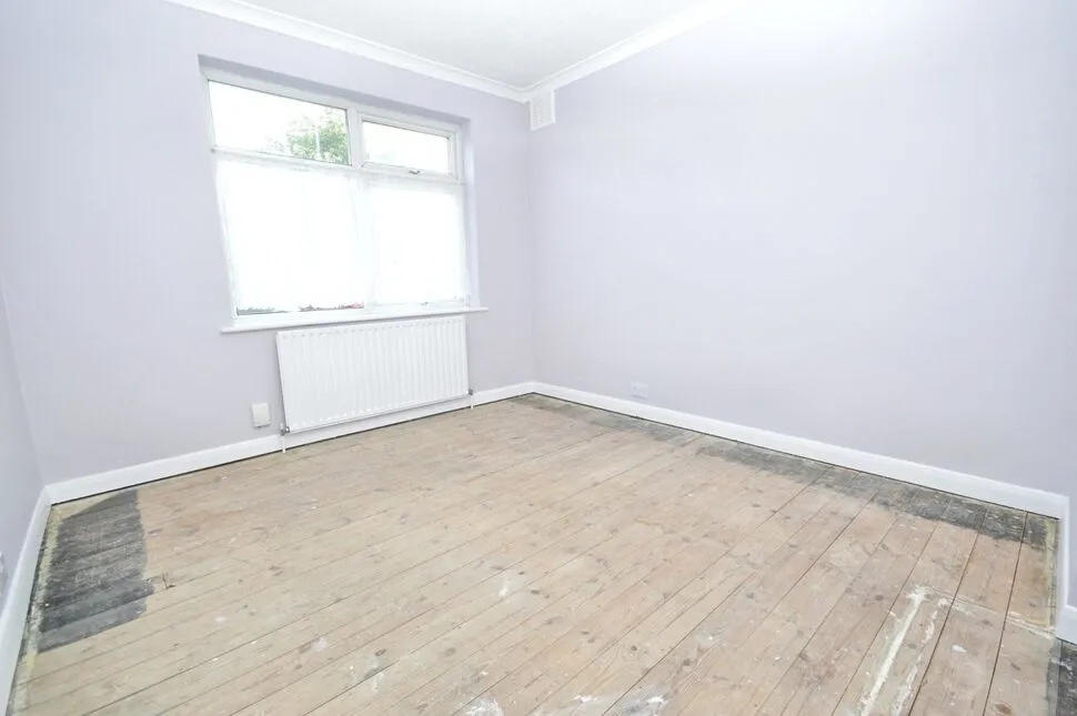 Amesbury Road, Hanworth, TW13, photo 7