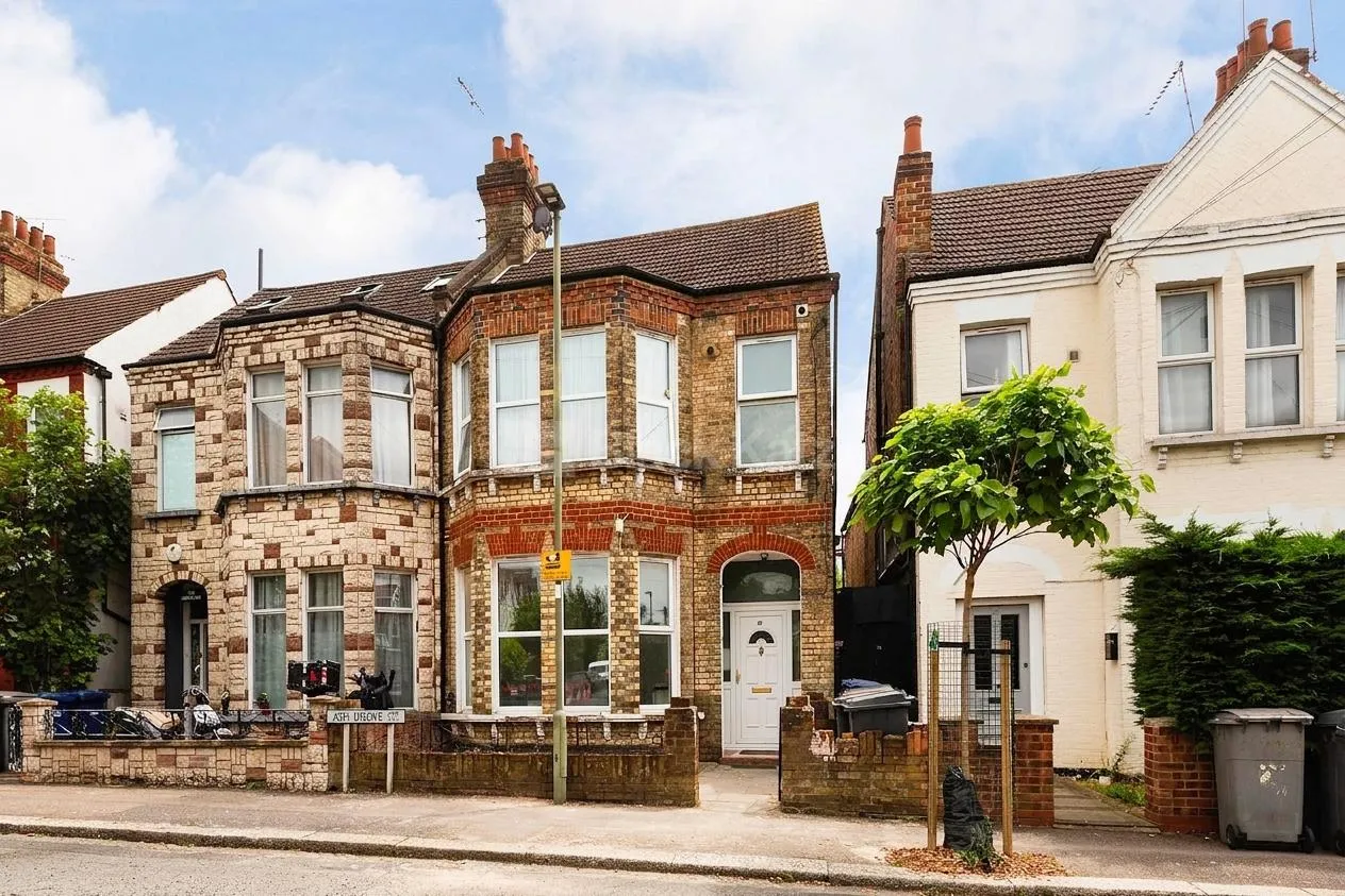1 bed property to rent, Ash Grove, London, NW2