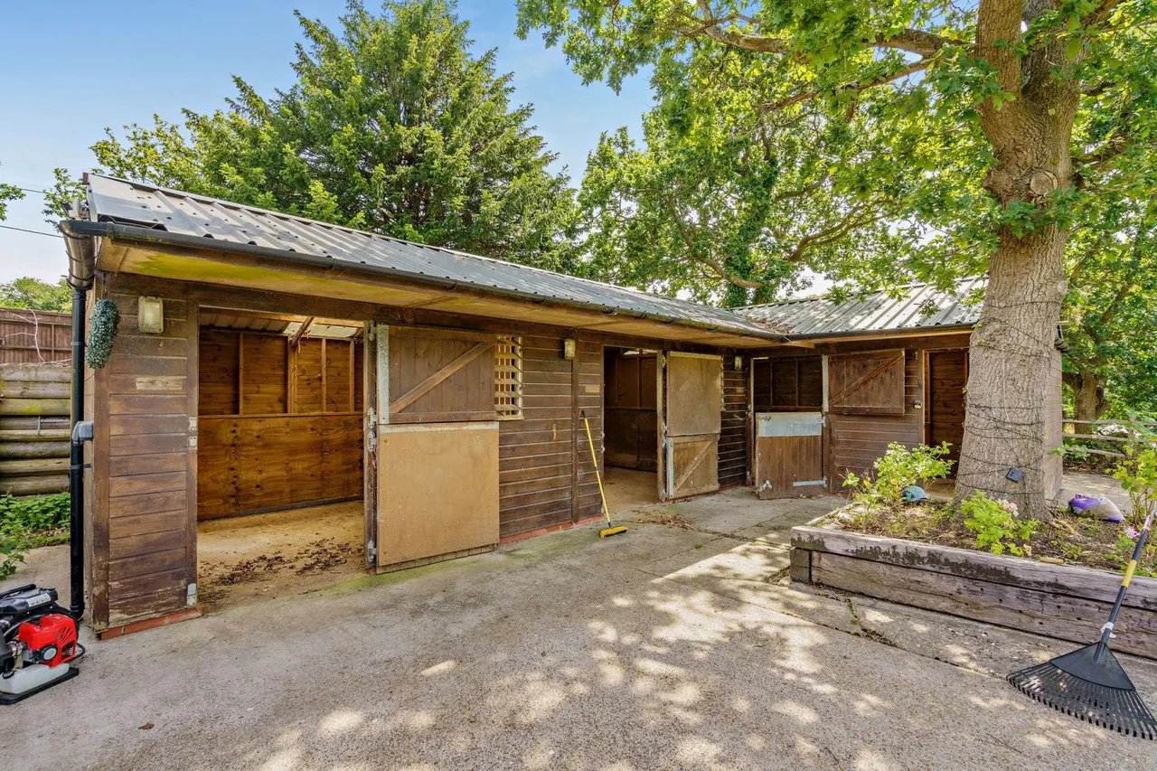 Henley Down, Catsfield, Battle, East Sussex, TN33 9BN, photo 7