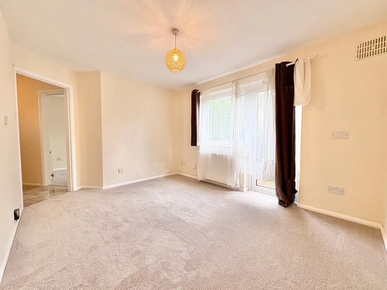 Huckleberry Close, Walnut Tree, Milton Keynes, Milton Keynes, MK7 7ER, photo 6
