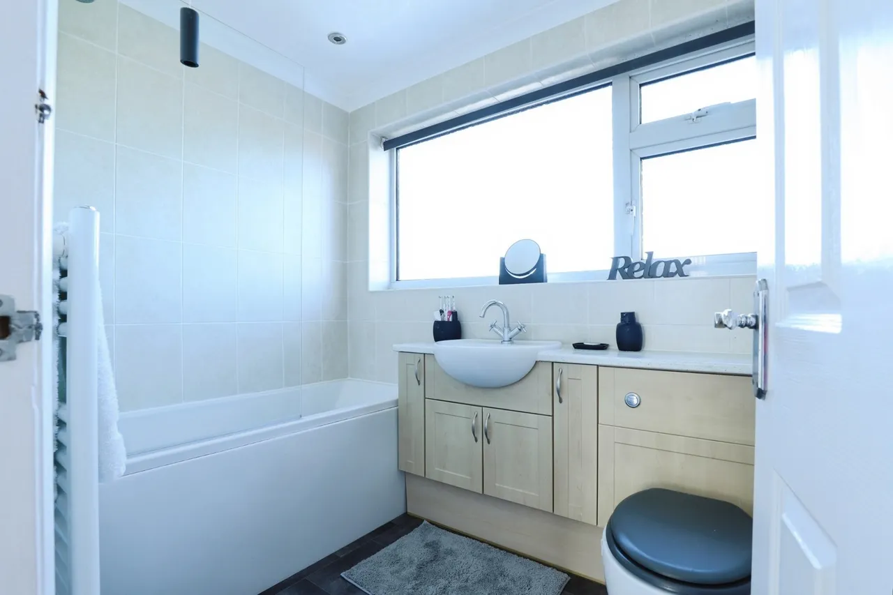 Shirley Drive, Syston, LE7, photo 13