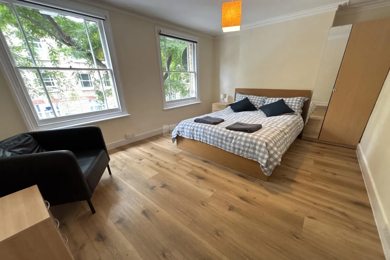 Henshaw Street, SE17, photo 3