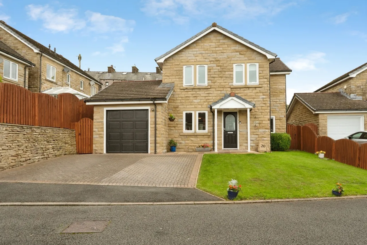 4 bed house for sale, Hollin Fold, Blacko, BB9