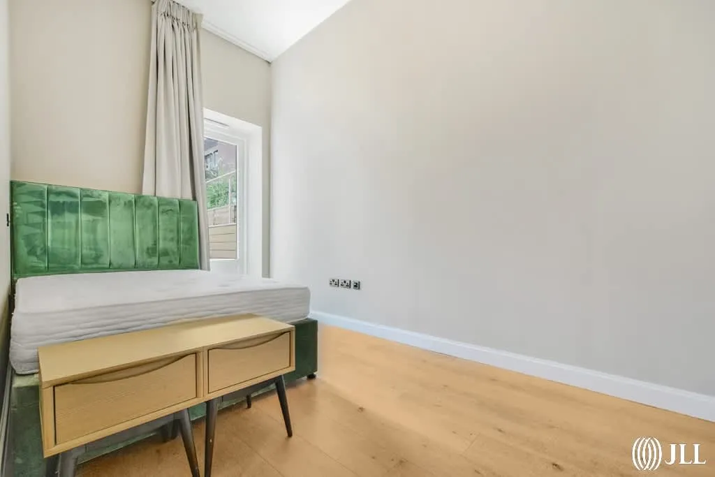 Carpet Street, Sugar House Island, E15, photo 9