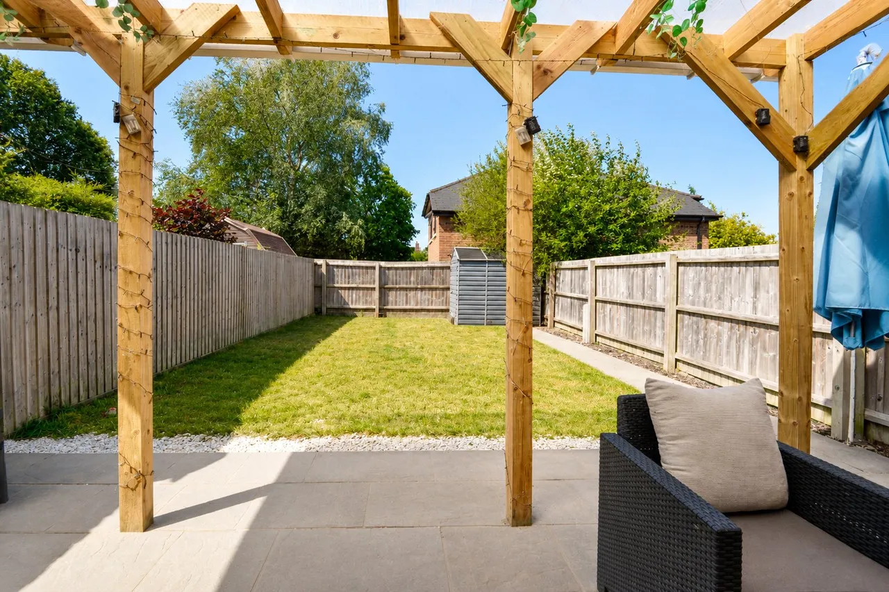 Hillbury Road, Alderholt, Fordingbridge, Dorset, SP6 3BQ, photo 13