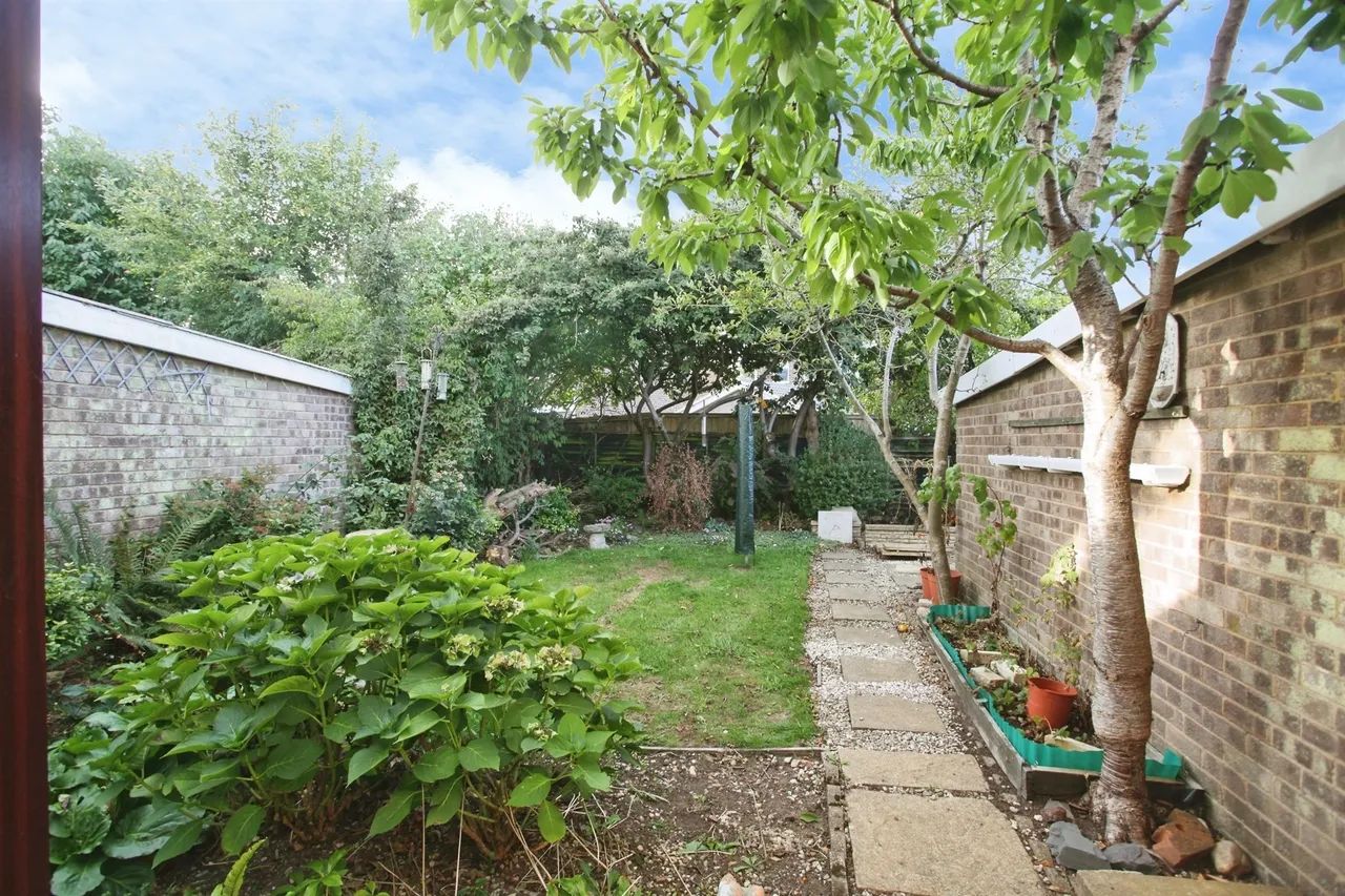 Ruskin Close, Rugby, CV22, photo 13