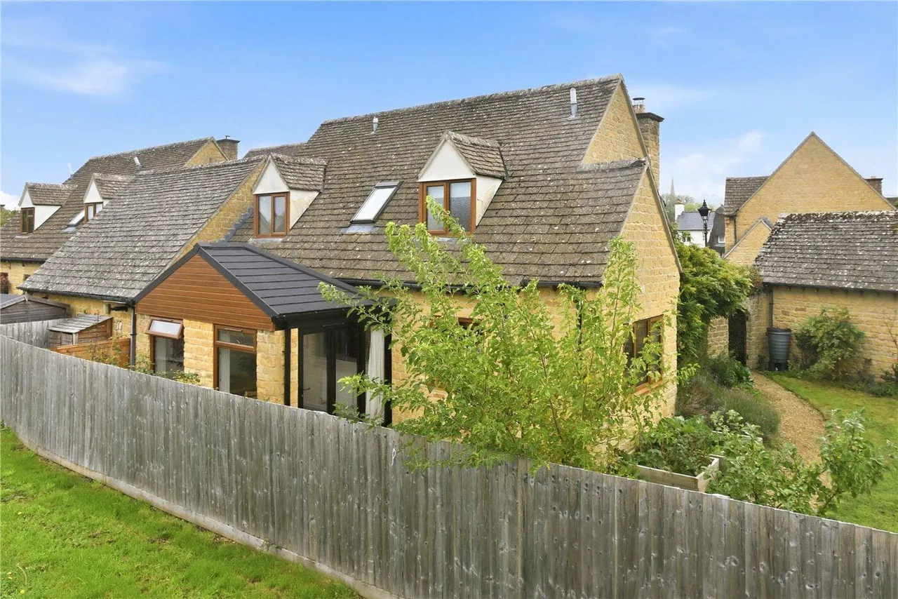 Inverlea Court, Mickleton, GL55, photo 9