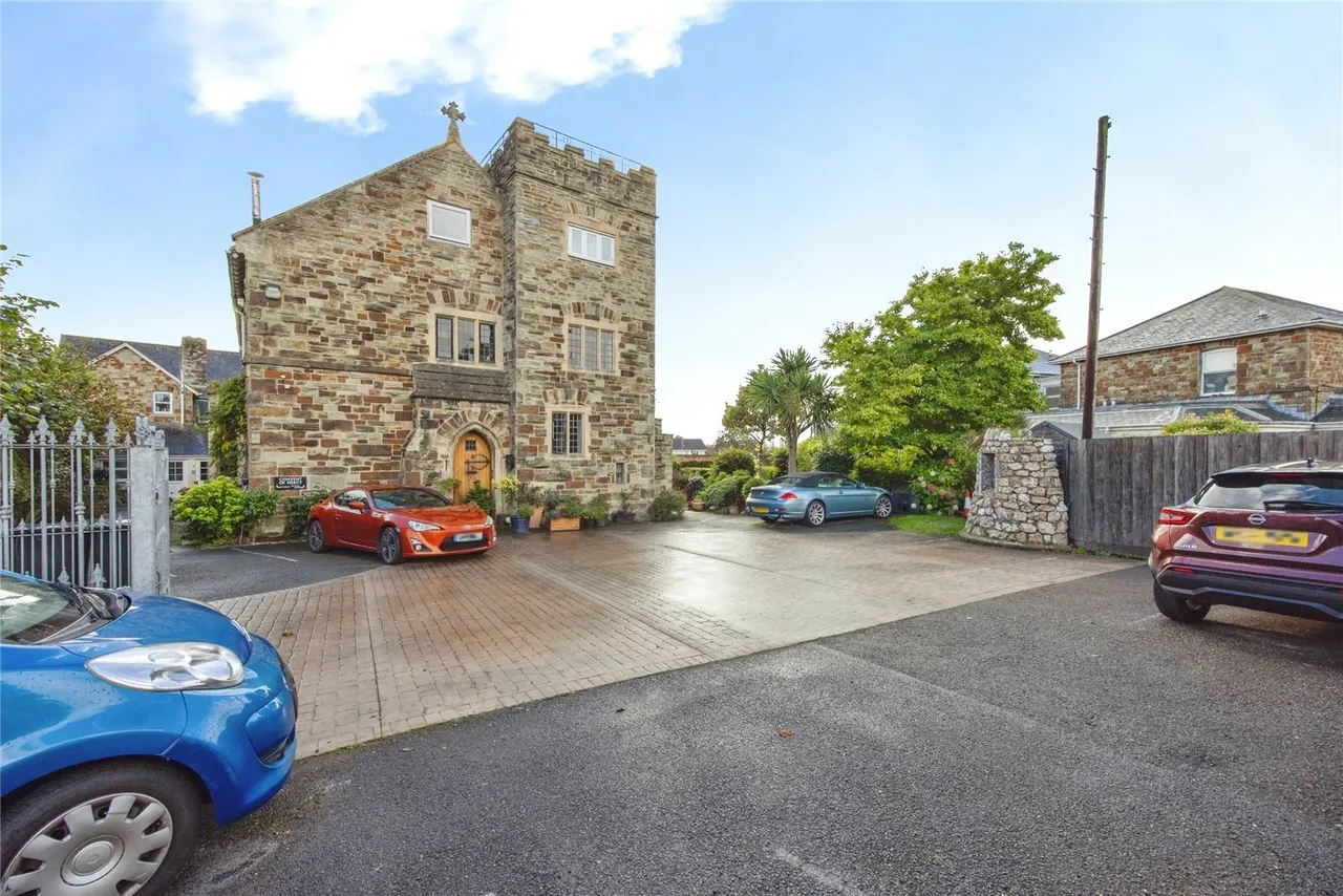 St. Marys Road, Bodmin, PL31, photo 2