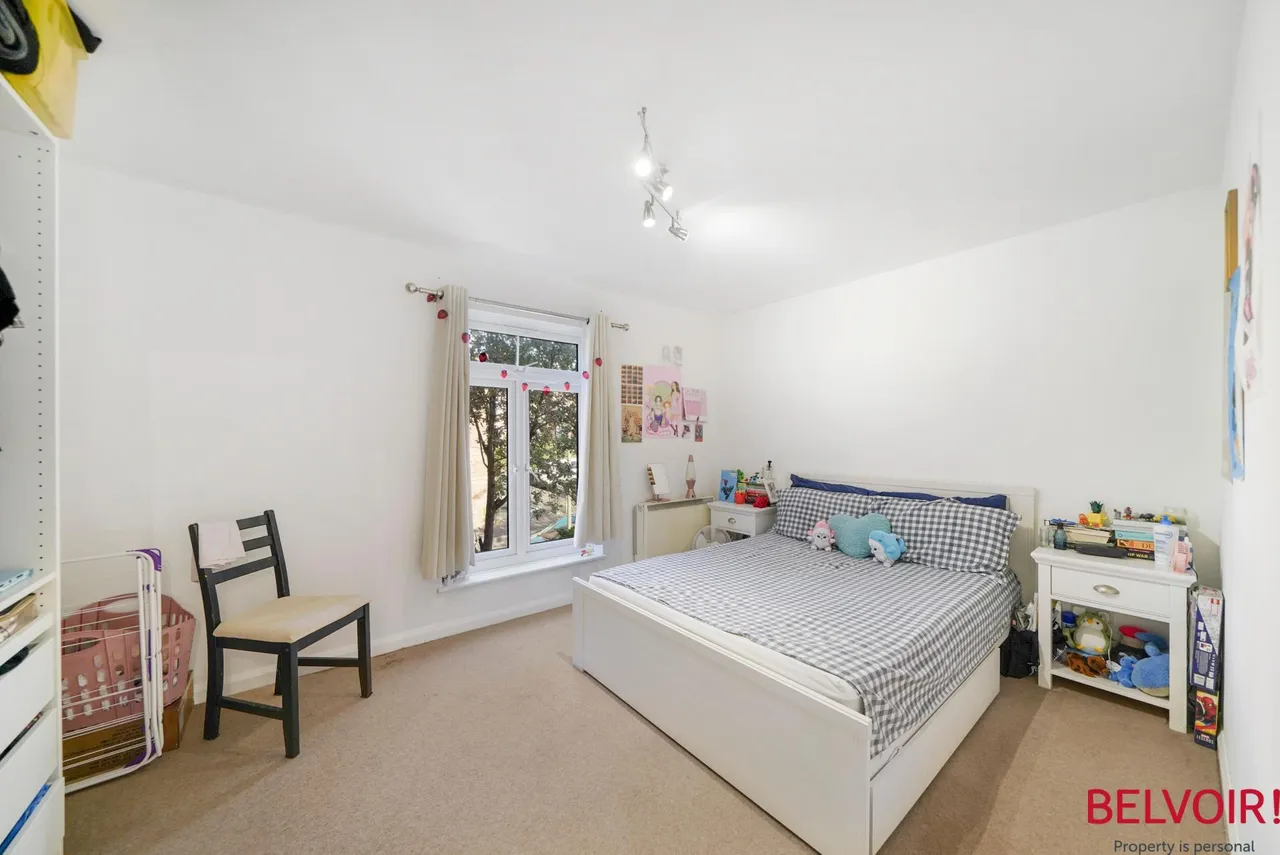 12 Swynford Gardens, Hendon, London, NW4, photo 11