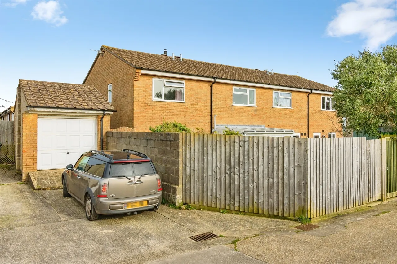 Quarry Close, Shipton Gorge, DT6, photo 7